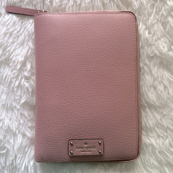 Kate Spade Leather Planner Pink RARE - Picture 1 of 12
